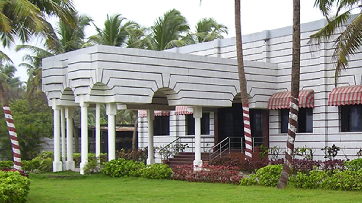 Naveen Beach Resort budget-friendly stay option in Murudeshwar